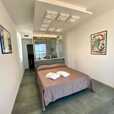 Marina Bay Suites Peschici Buitenkant foto