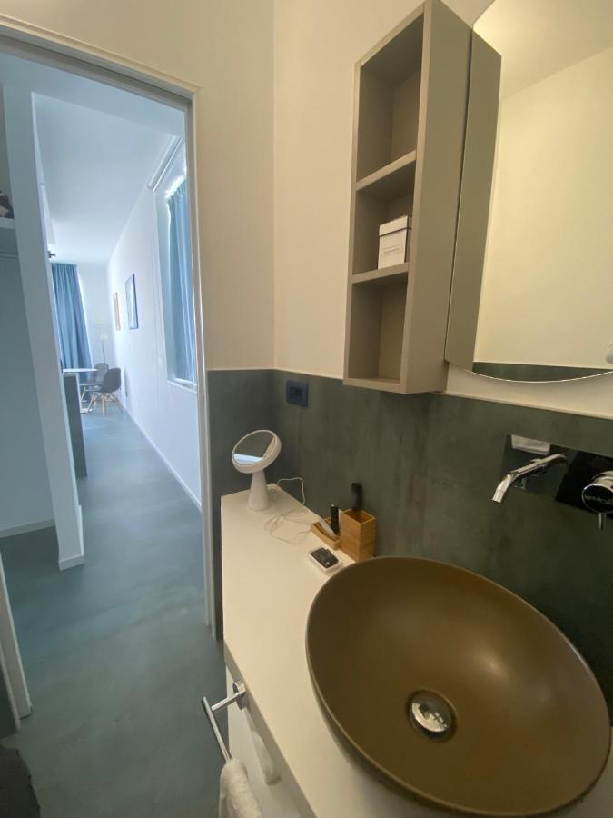 Marina Bay Suites Peschici Buitenkant foto